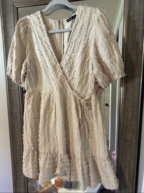 Very J Cream Textured Wrap Mini Dress